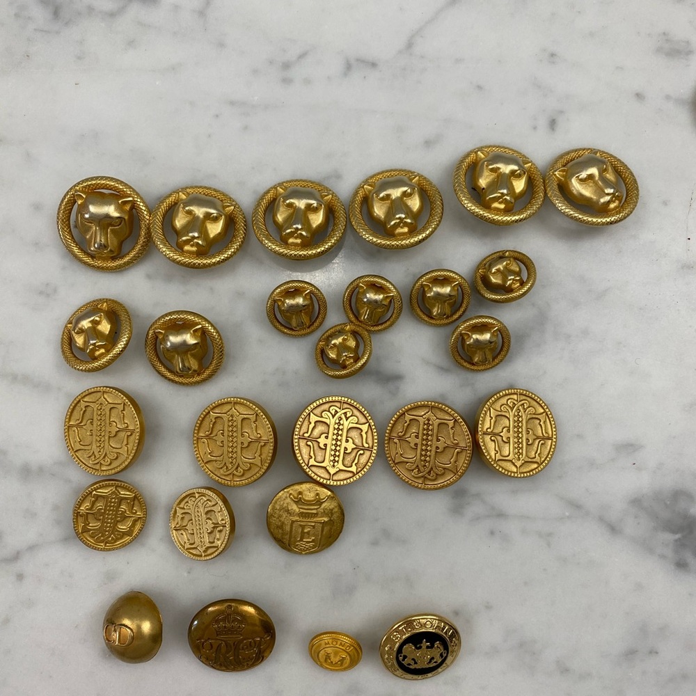St. John, ESCADA, Mondi, RL, Feraud, CD & others!  Button Collection!
